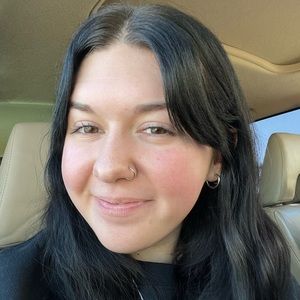 Meet your Posher, Shelby